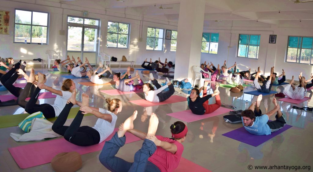 asana class yoga teacher training India 2015
