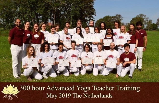 300 uur Gevorderde Yoga Docenten Opleiding